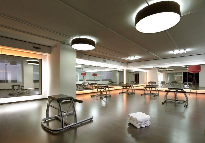 Castro Exclusive Residences Spa Sagrada Familia Barcellona Esterno foto