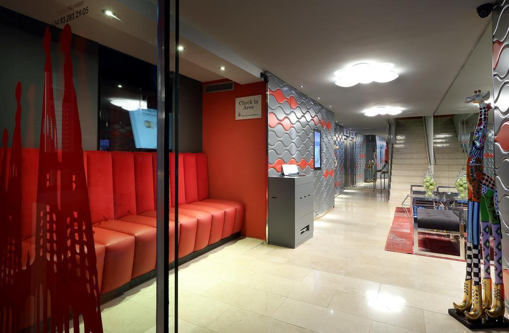 Castro Exclusive Residences Spa Sagrada Familia Barcellona Esterno foto